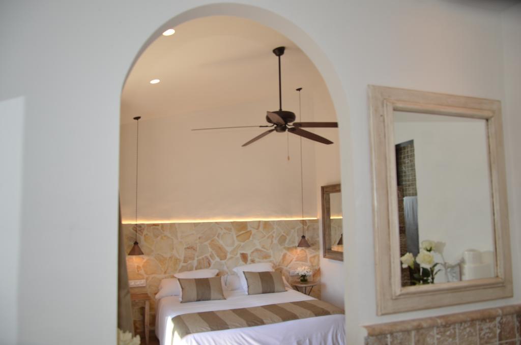 Hotel Galena Mas Comangau Begur Szoba fotó